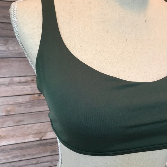 NWT DKFR LULULEMON FREE TO BE BRA WILD - - Size 12 - Picture 5 of 7